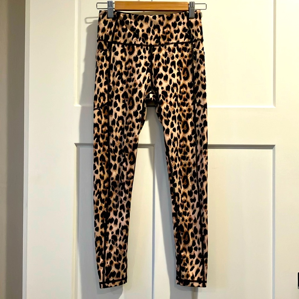 Victoria’s Secret leggings